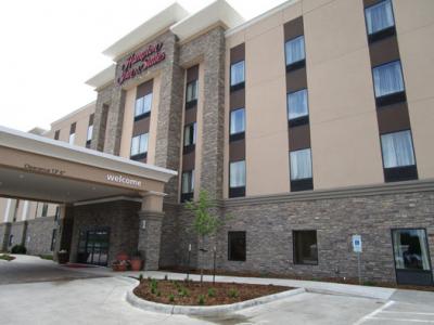 Hampton Inn & Suites Hampton Inn & Suites